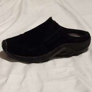 Ladies 9.5 Merrell Slippers